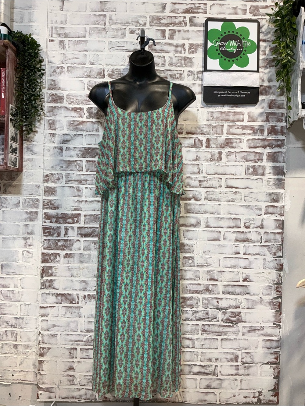 Women’s Green Patterned Maxi Dress - Sleeveless Summer Dress